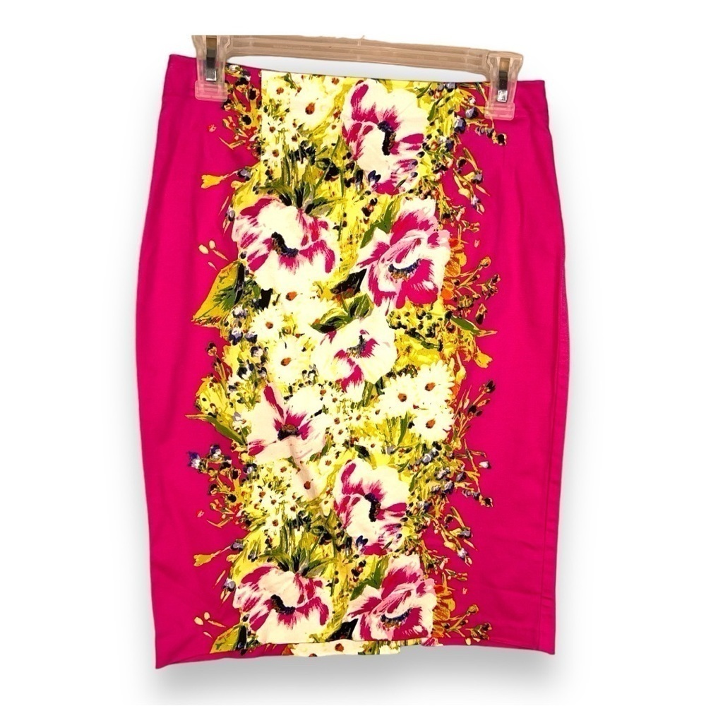 SIZE 4 SUNNY LEIGH FUCHSIA PINK FLORAL PENCIL SKIRT BARBIE BARBIECORE